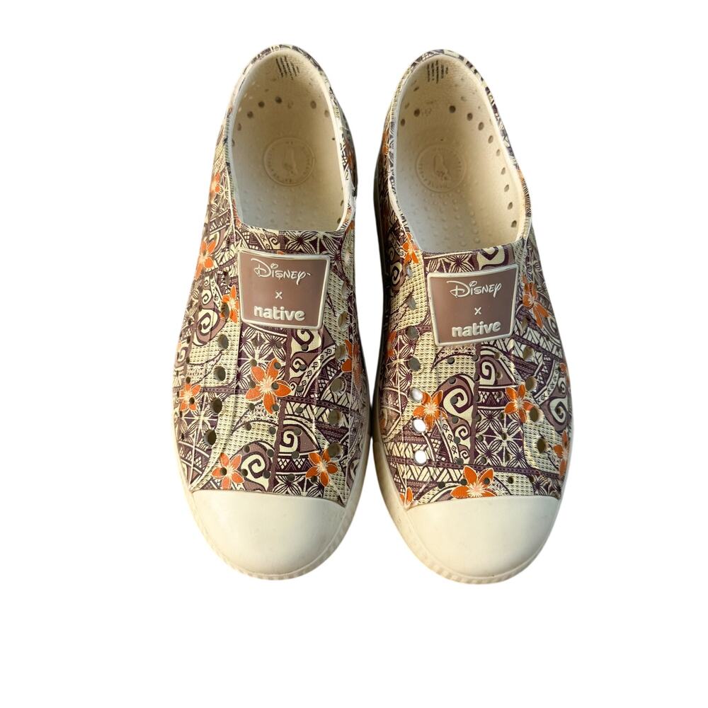 Disney x Native Patterned Slip-On Shoes Moana Size 5 Women’s